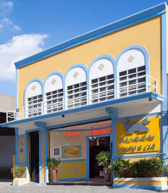 Típico restaurante português comemora 45 anos
