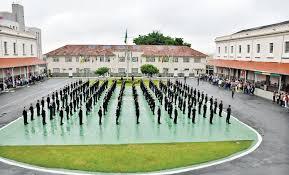 Centro de Preparação de Oficiais da Reserva - CPOR/SP recebe homenagem do Jockey Club de São Paulo