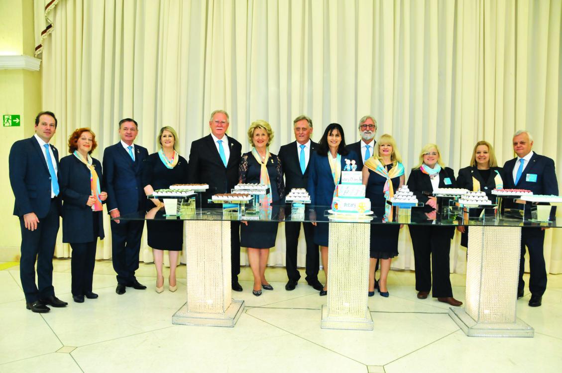 Presidentes dos clubes da Área 7 realizam festiva para o governador do Distrito 4430 de Rotary Club International