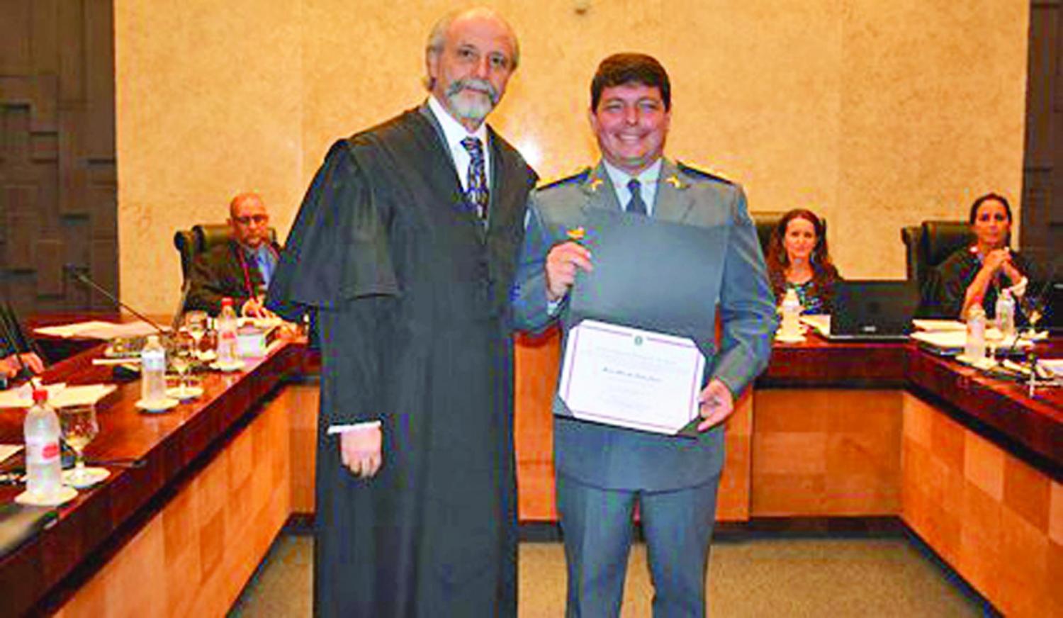 TRE-SP diploma Major Mauro como deputado estadual