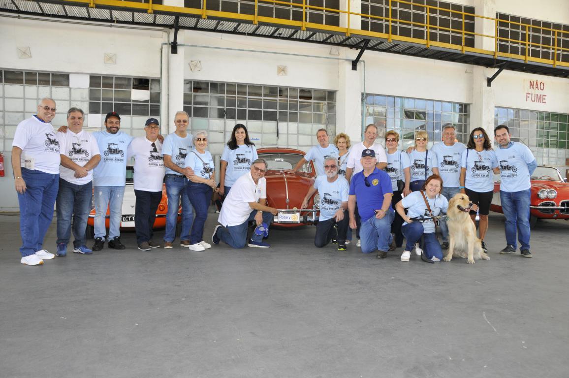 1º Encontro de Automóveis Antigos agita a Zona Norte e mostra a força do Rotary International na região