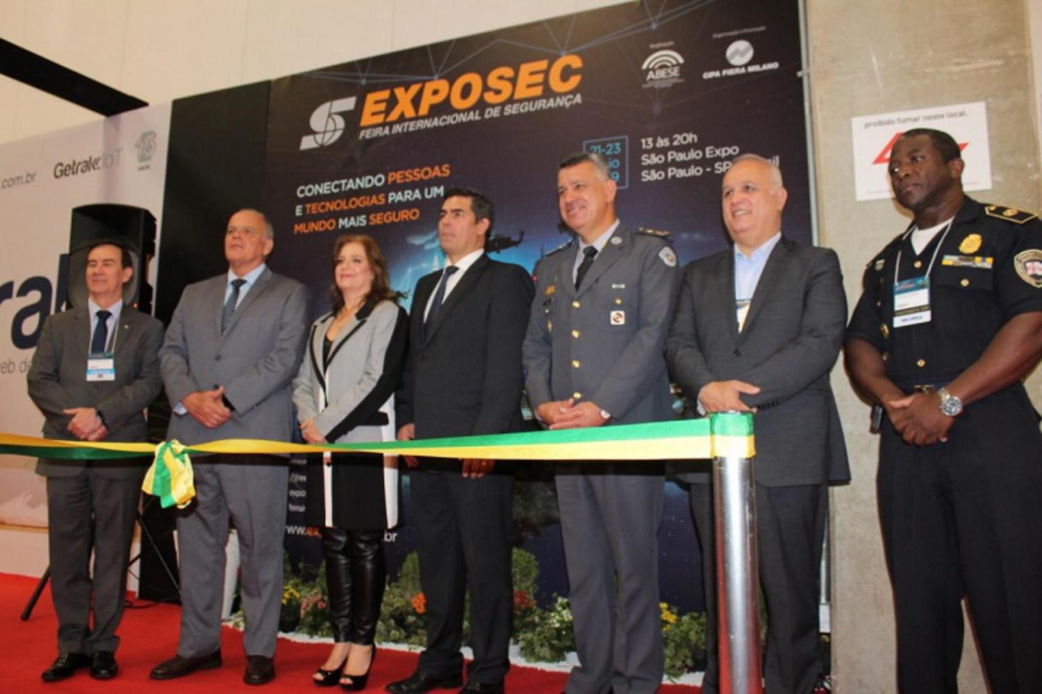 Polícia Militar e Corpo de Bombeiros são destaques em feira internacional de segurança