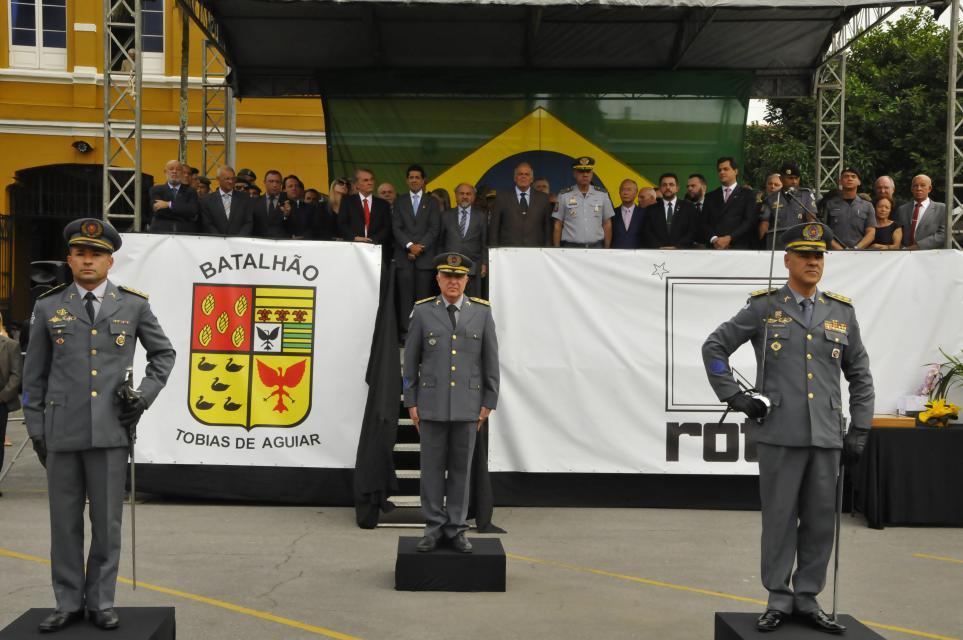 Tenente-coronel Mário assume o  comando do 1º Batalhão de Policiamento  de Choque