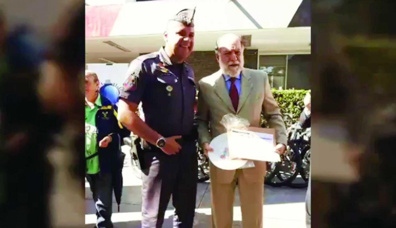 A Associação Paulista Viva doa à Polícia Militar de SP 19 bicicletas