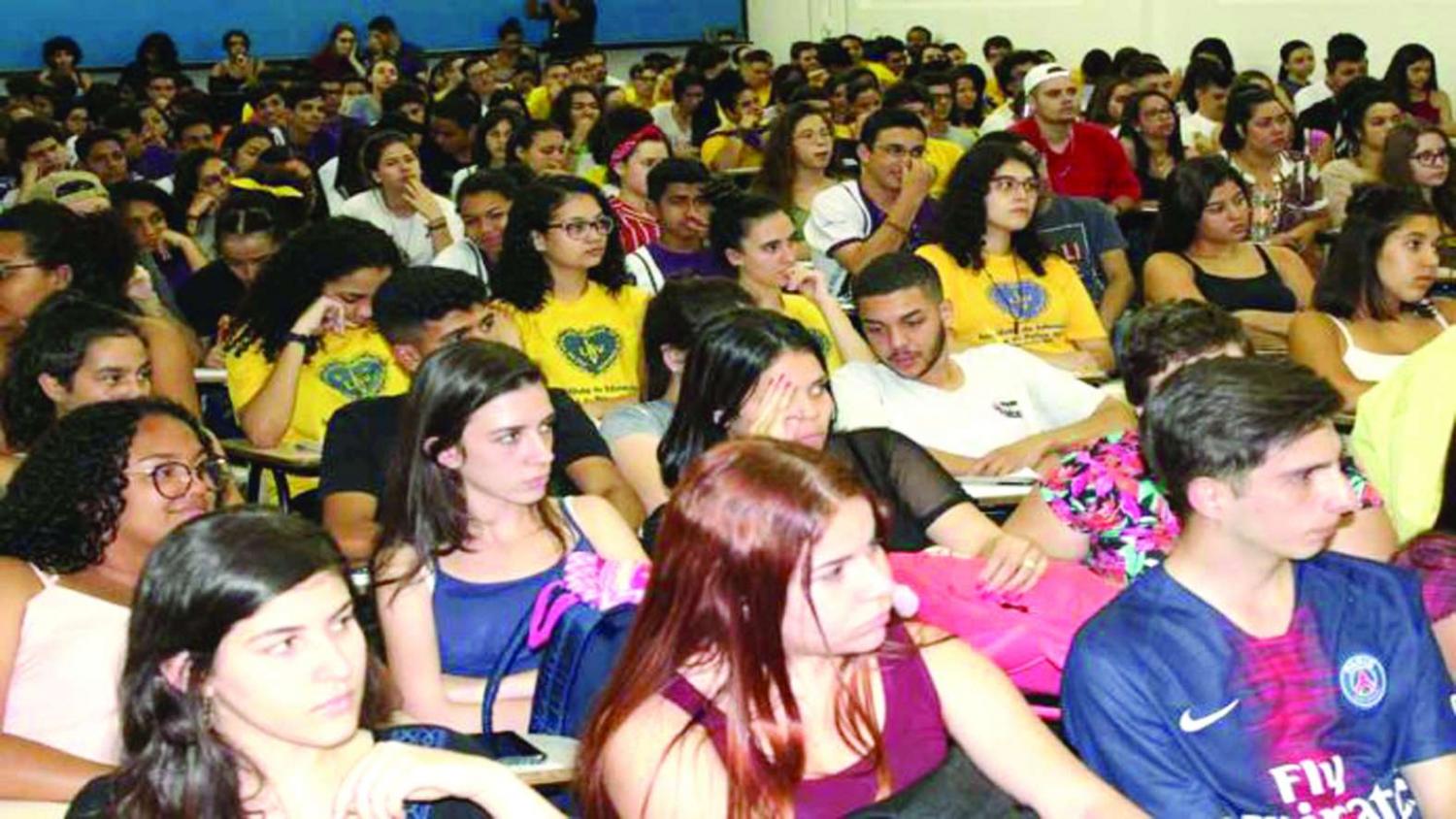 Cursinho da Poli e Itaú BBA promovem evento que debate as relações do Ensino Médio e o mundo do trabalho
