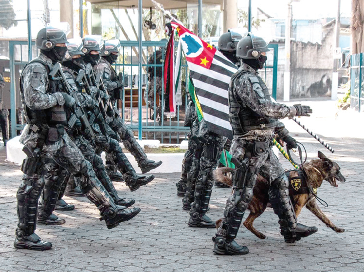 Solenidade de comemoração do 44º Aniversário do 3º BPChq “Humaitá”