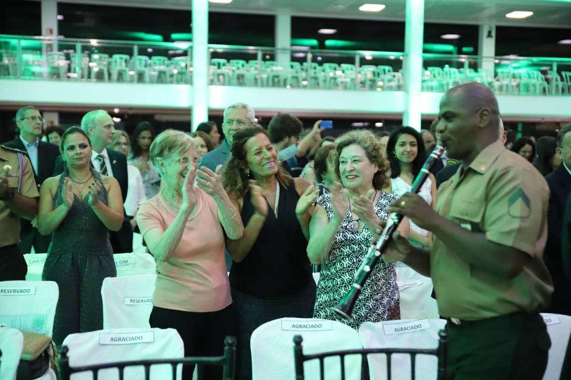 Evento social celebra o 67º aniversário da 2ª Divisão de Exército