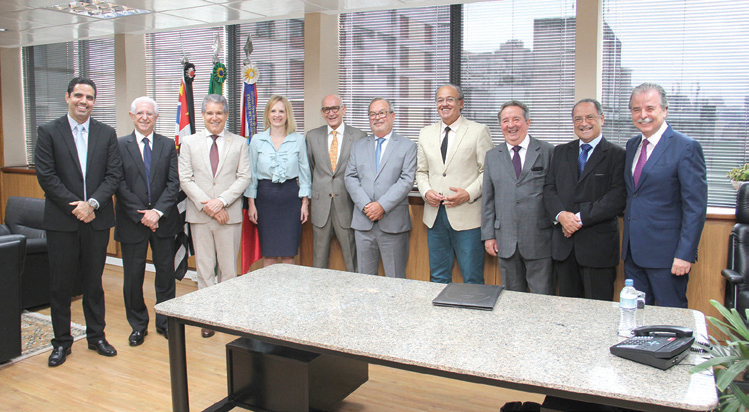 Conselheiro Edgard Camargo Rodrigues assume a Presidência do TCESP