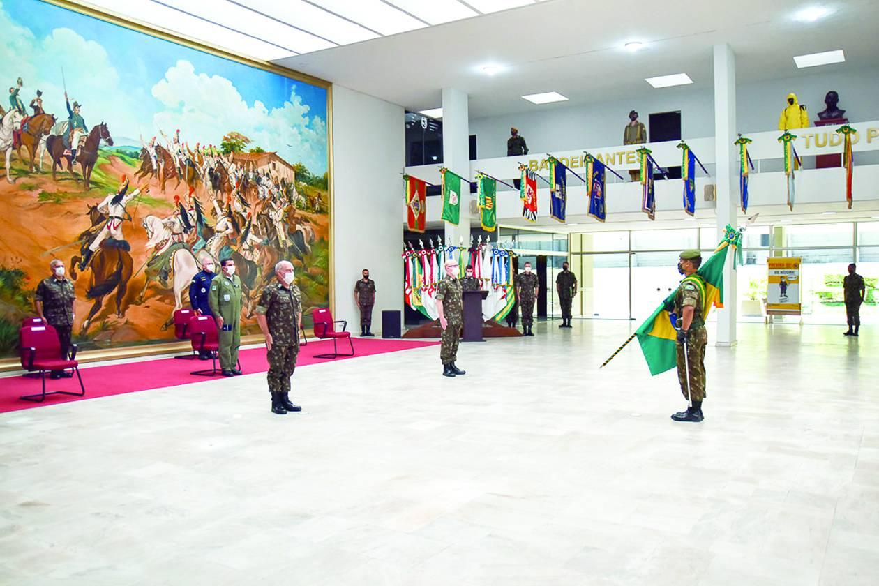 2ª Divisão de Exército realiza solenidade de Passagem de Comando