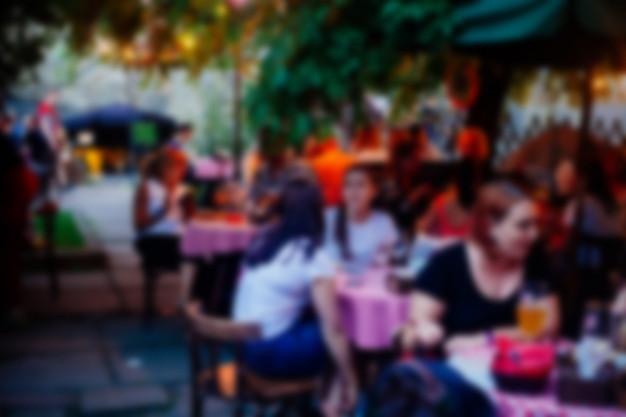 Estado autoriza abertura de restaurantes até as 22h na fase amarela do Plano São Paulo