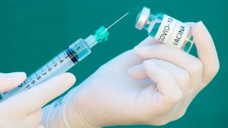Primeira vacina contra o coronavírus desenvolvida no Brasil avança rumo aos testes necessários para aprovação