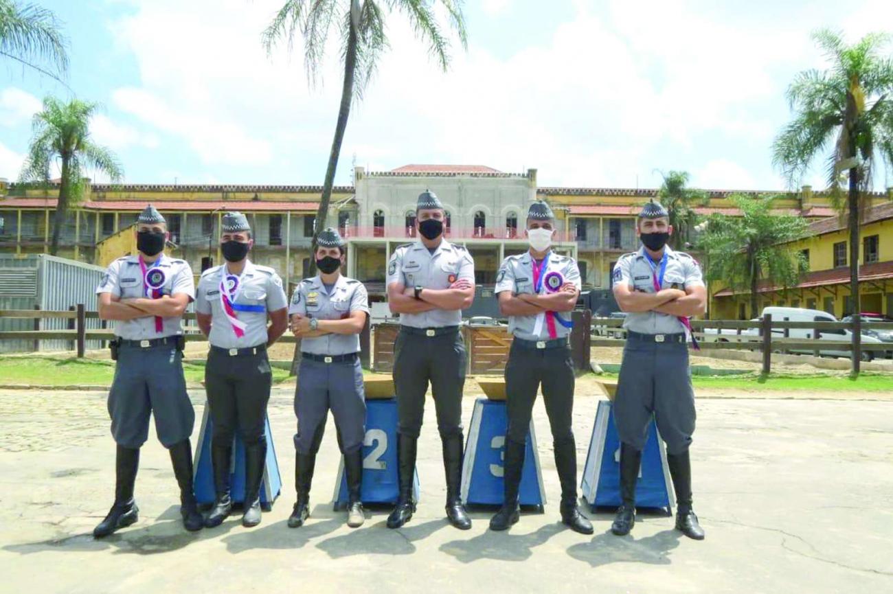 Academia do Barro Branco é destaque em Torneio de Cavalaria