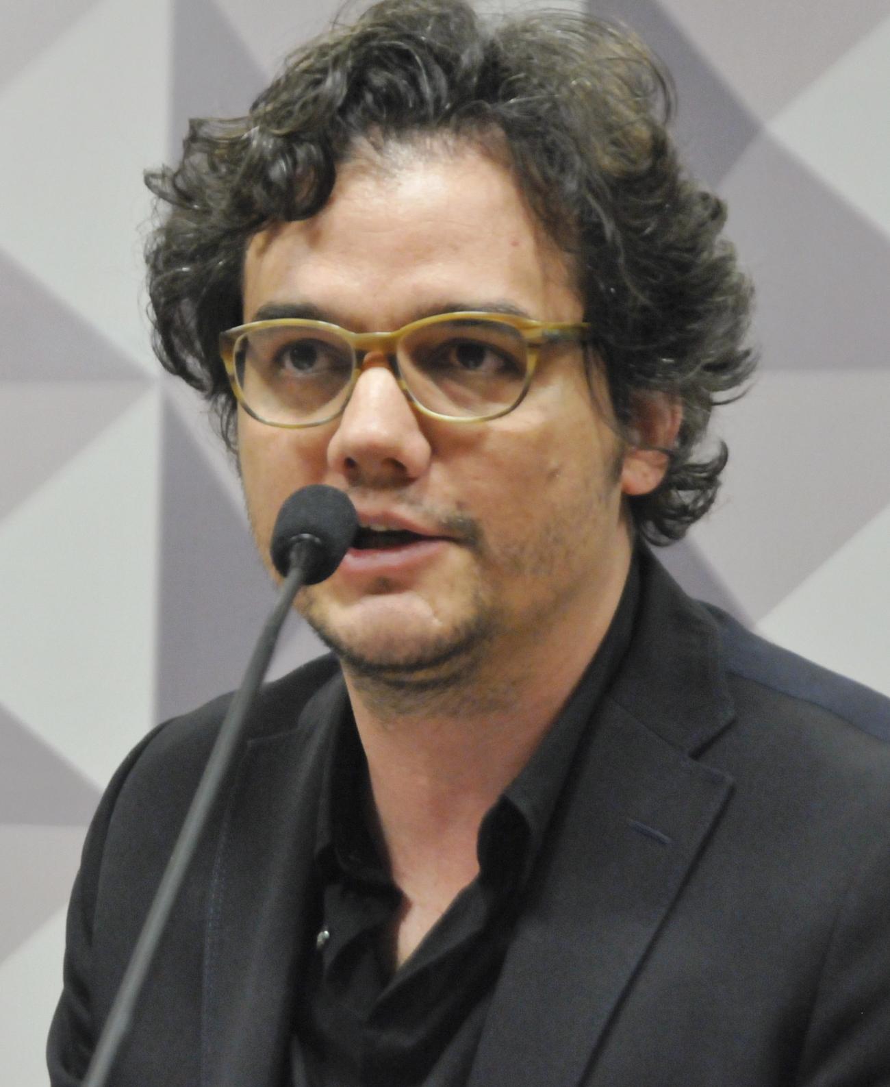 TRE considera irregular propaganda eleitoral com o ator Wagner Moura