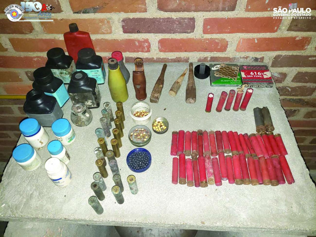 Polícia Ambiental apreende armas de fogo e apetrechos de caça na cidade de Sete Barras