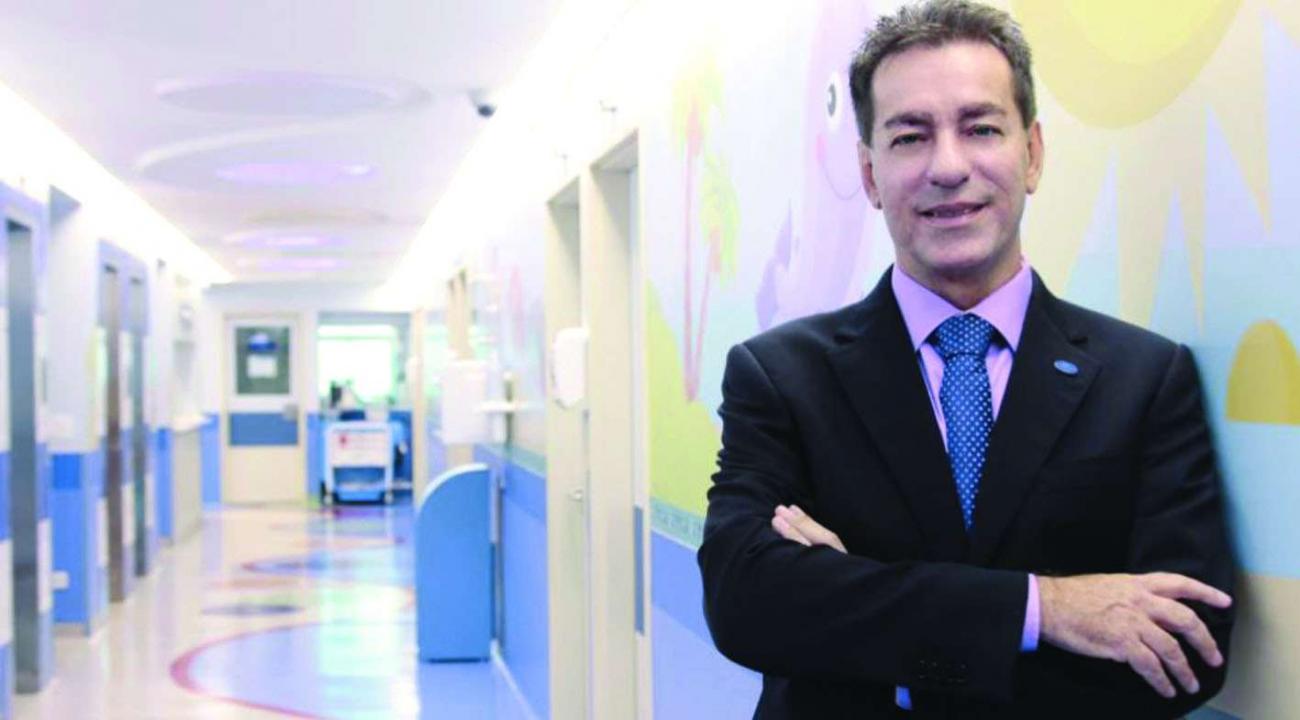 CEO do Grupo São Cristóvão Saúde recebe homenagens e premiações em diversos segmentos