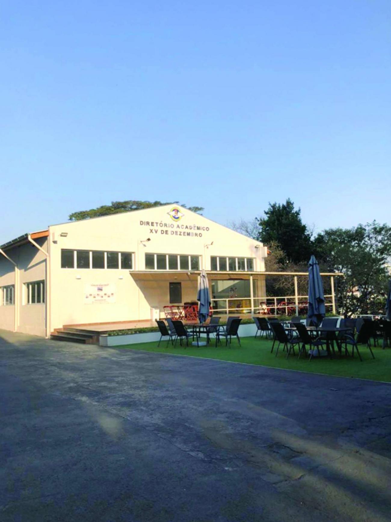 Diretório Acadêmico XV de Dezembro é um espaço importante para a vida social e cultural dos cadetes