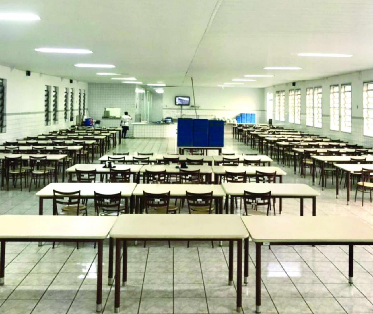 Refeitório da Academia do Barro Branco faz parte da história da instituição