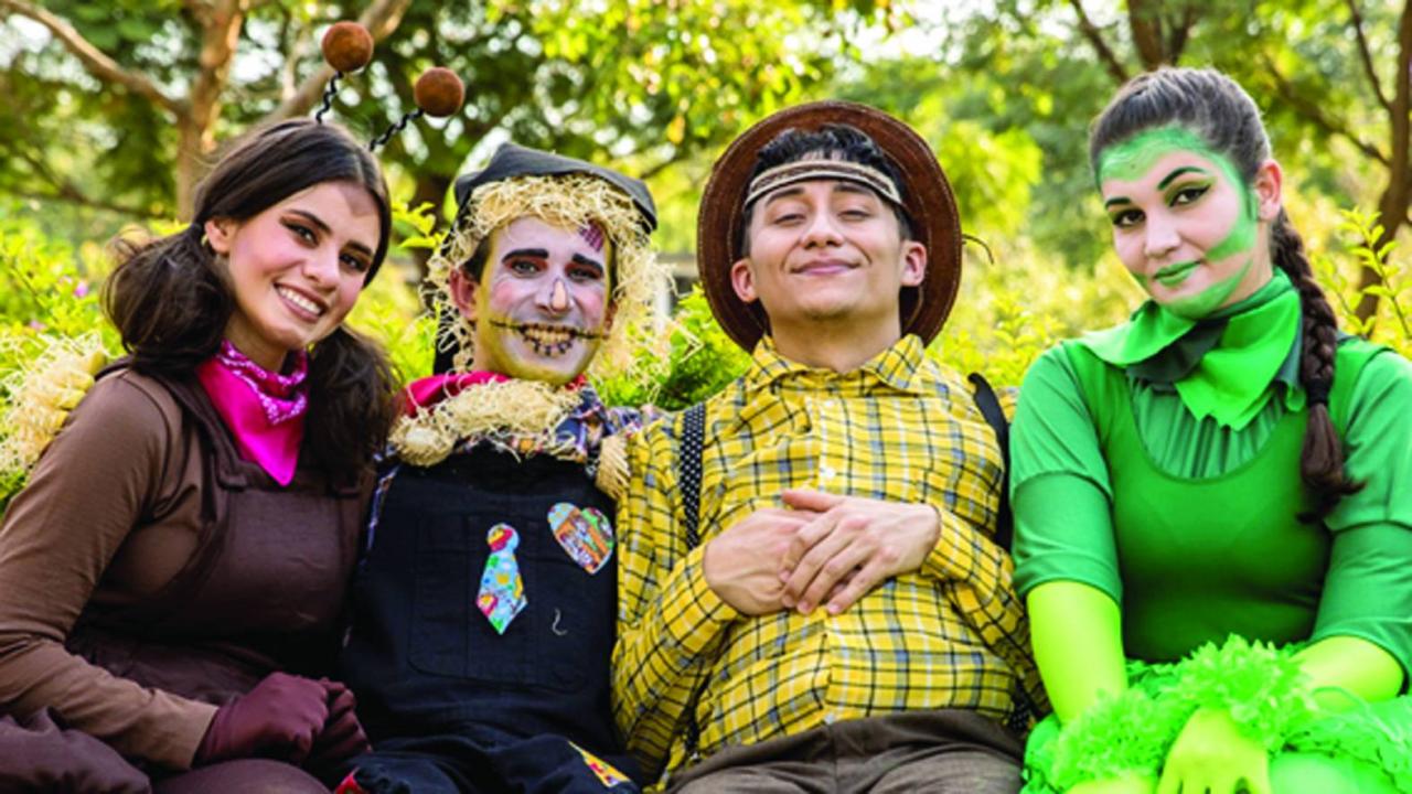 Teatro Alfredo Mesquita abre calendário de espetáculos com programação presencial