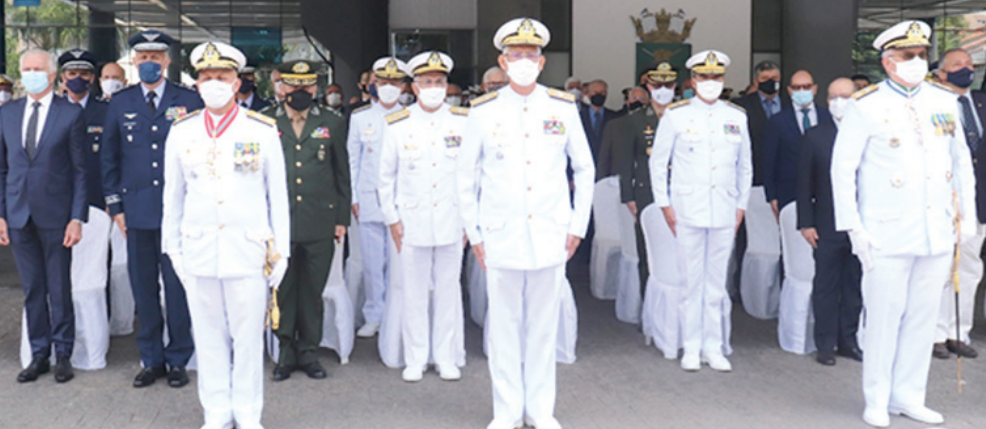 Comando do 8º Distrito Naval realiza cerimônia de transmissão de cargo