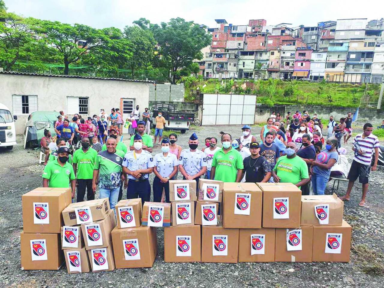 PAMASP realiza Campanha Solidária e doa 200Kg em alimentos e 200Kg em roupas
