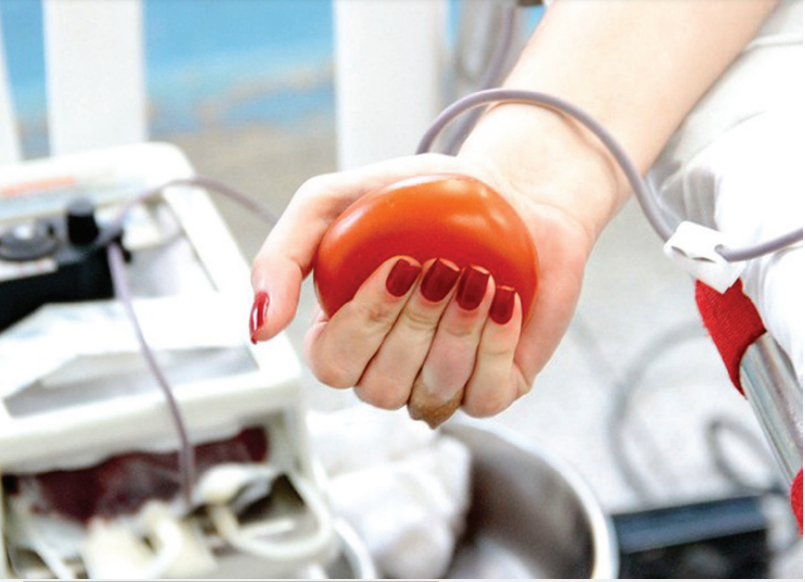 Falta de doadores voluntários deixa estoques  de sangue em estado crítico