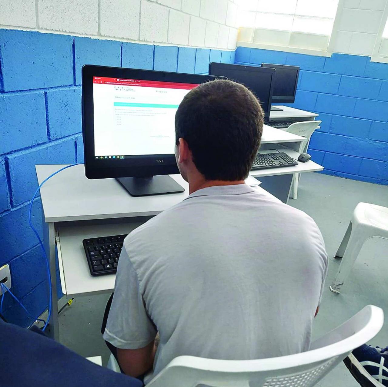 Jovens da Fundação CASA participam da Competição USP de Conhecimentos, a CUCo