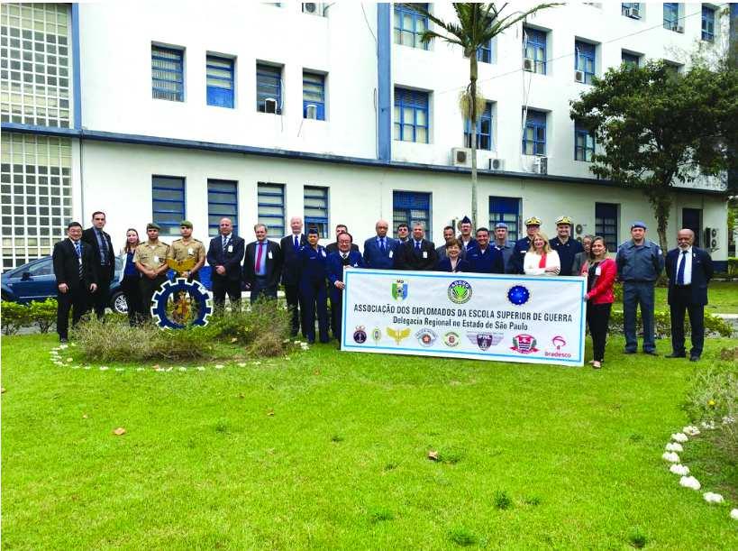 Alunos da ADESG visita as instalações do PAMA-SP