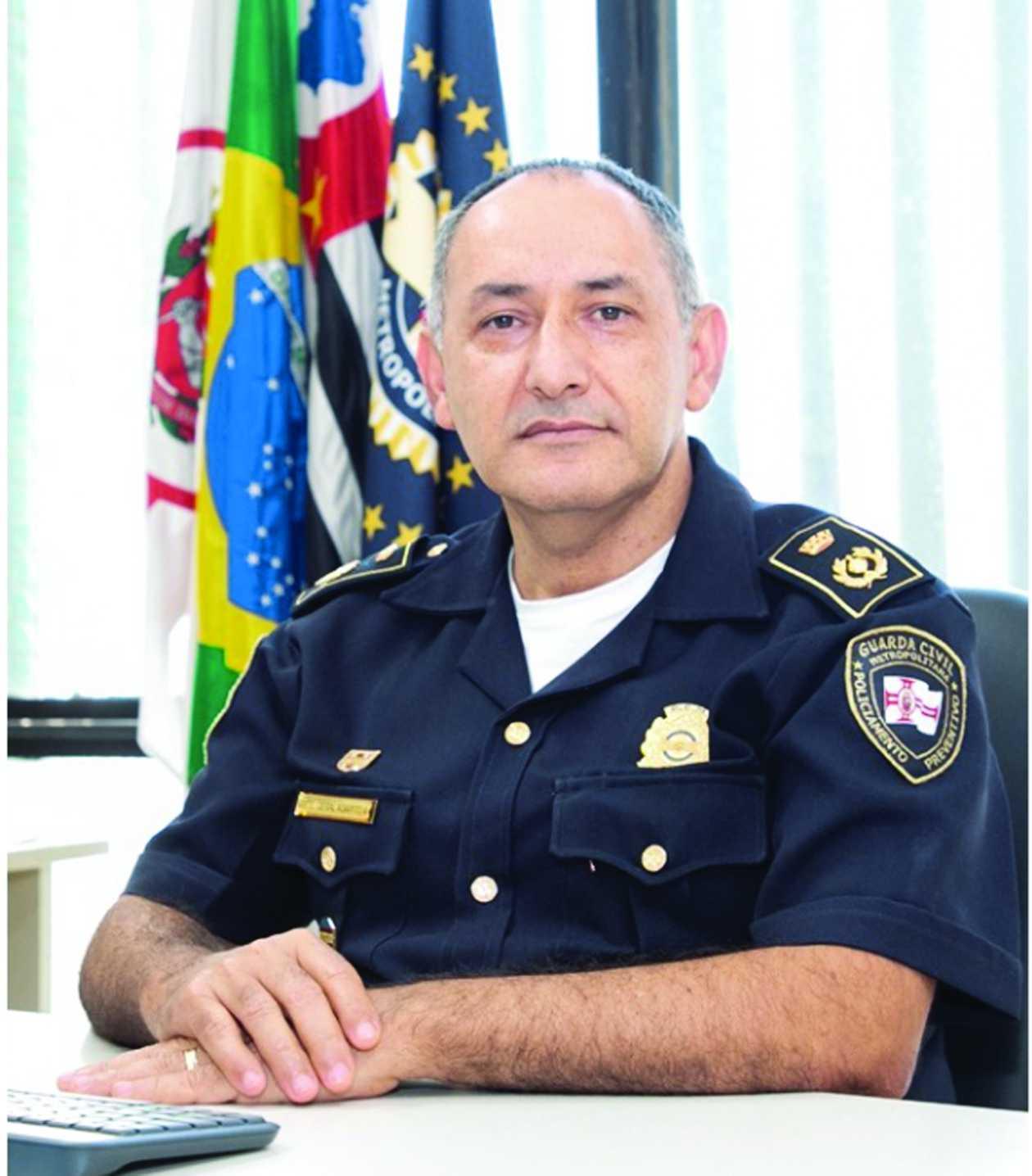 Esclarecimento à população.