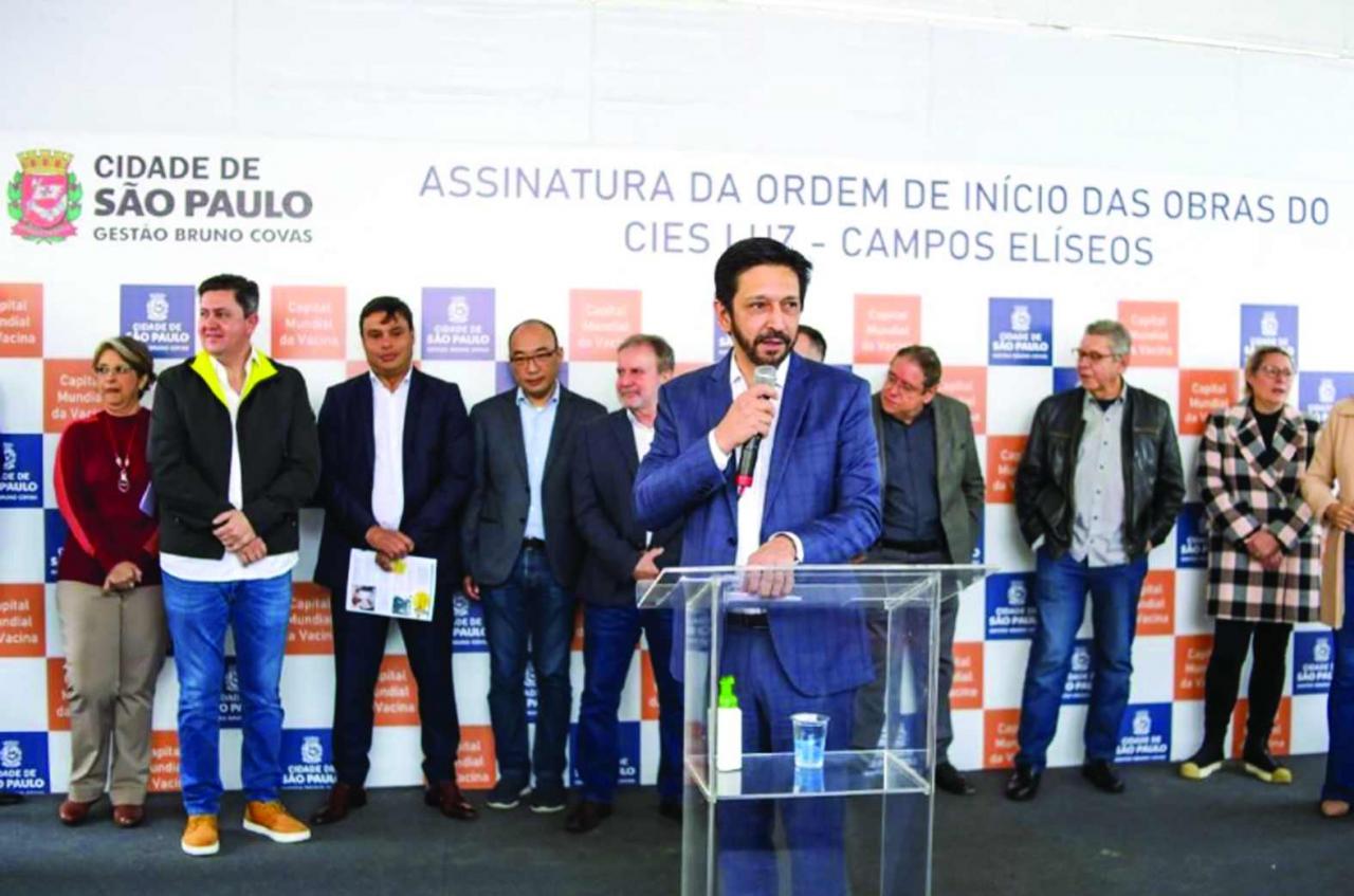Prefeitura inicia a implantação da primeira Unidade Móvel de Saúde da região central