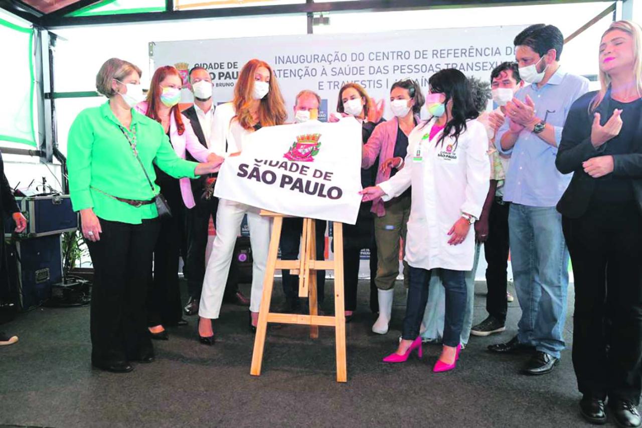 Prefeitura entrega Centro de Referência para a População de Travestis e Transexuais na região central da cidade