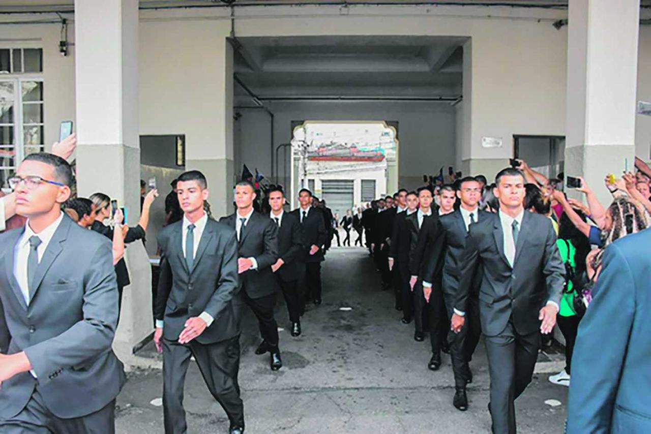 Entrada dos novos Alunos do CPOR/SP