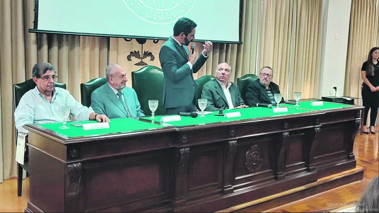 Academia Paulista de Letras e os 15 anos da escola da vida