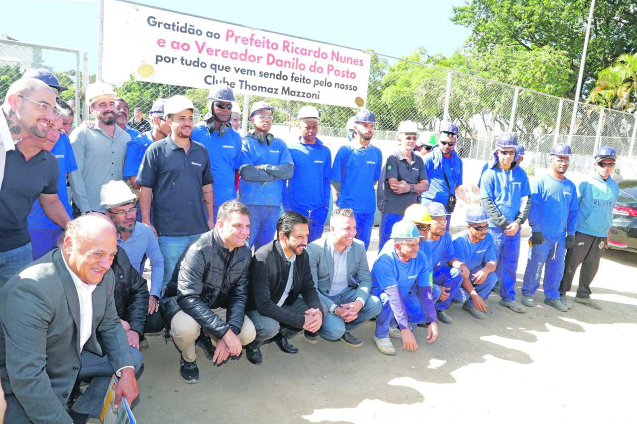 Prefeito Ricardo Nunes percorre bairro da Zona Norte para vistoriar obras, serviços e ouvir a população