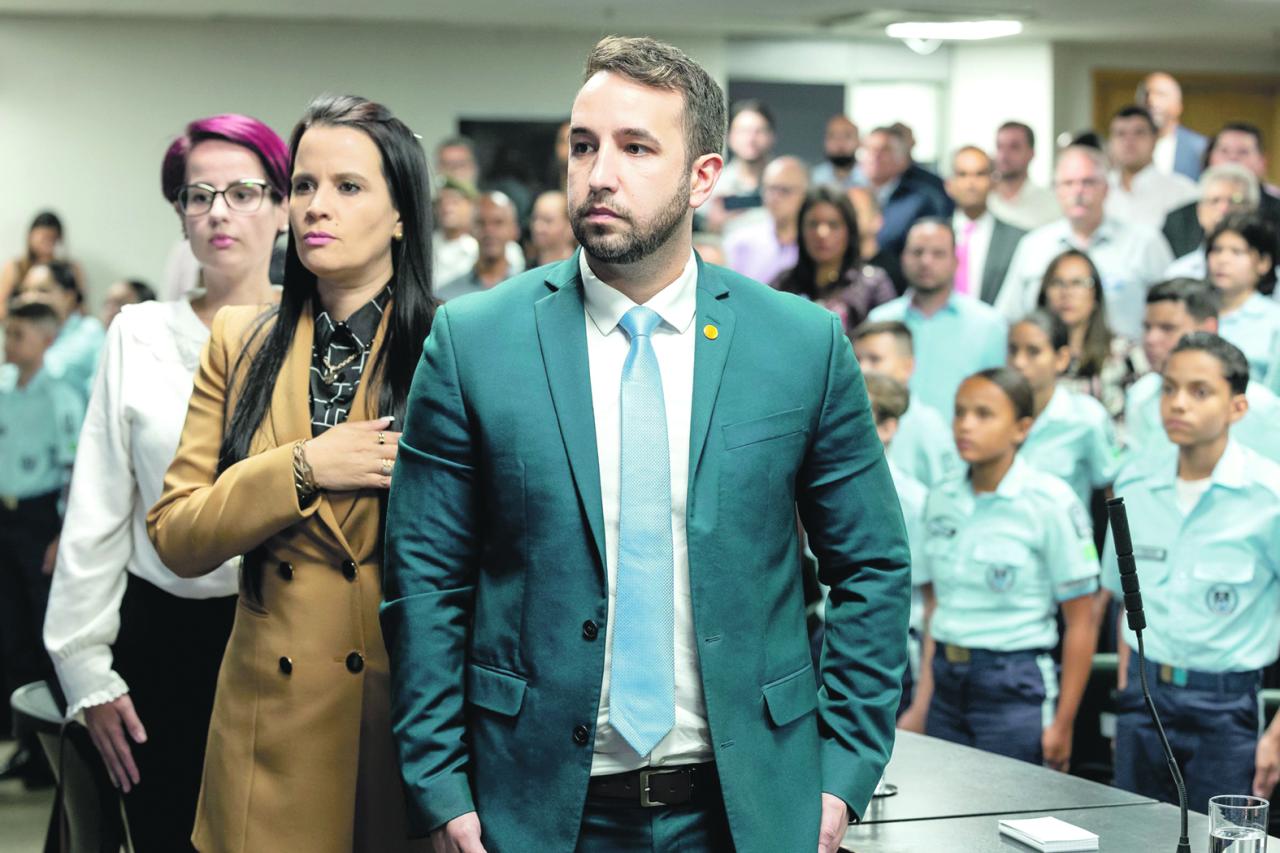 Frente Parlamentar pela Implantação das Escolas Cívico-Militares no Estado é lançada na Alesp