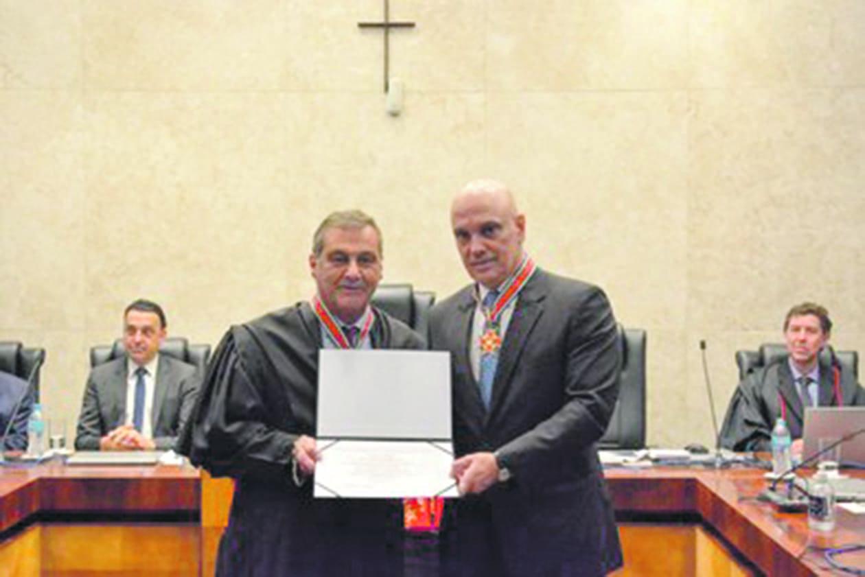 Ministro Alexandre de Moraes é homenageado com o Colar do Mérito Eleitoral Paulista