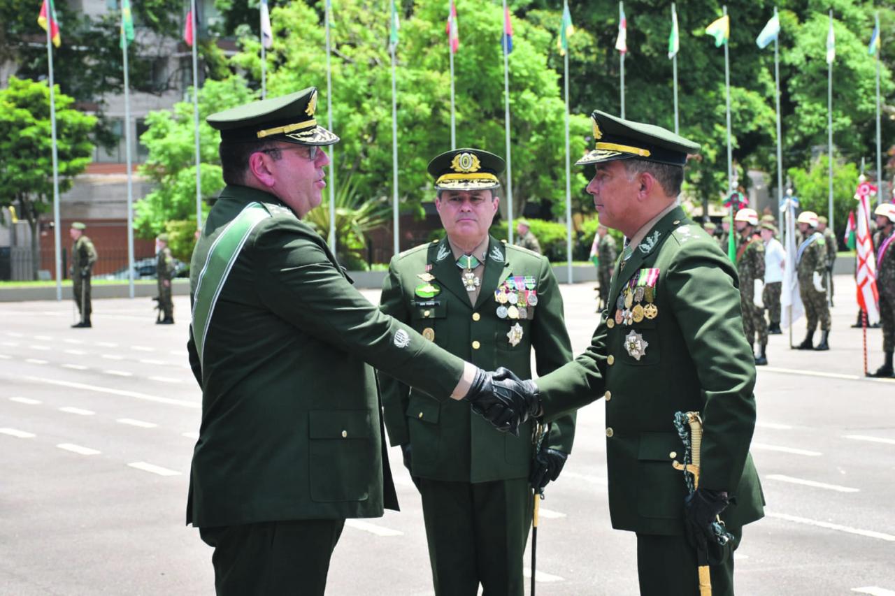 2ª Região Militar e 2ª Divisão de Exército têm novos comandantes