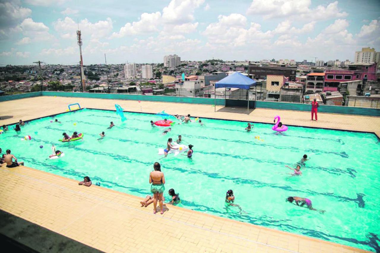 Com recorde de inscritos, Prefeitura inicia Recreio nas Férias em 64 unidades municipais de educação