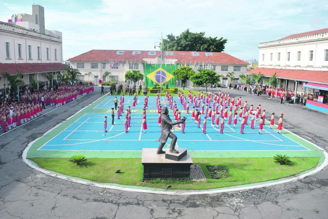 CMSP entrega boina a novos alunos e celebra mérito escolar