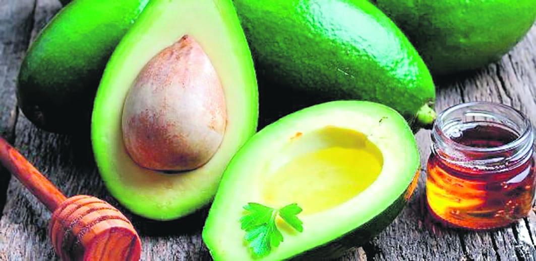 Faz bem para o coração e é fruta versátil: veja 3 benefícios do abacate