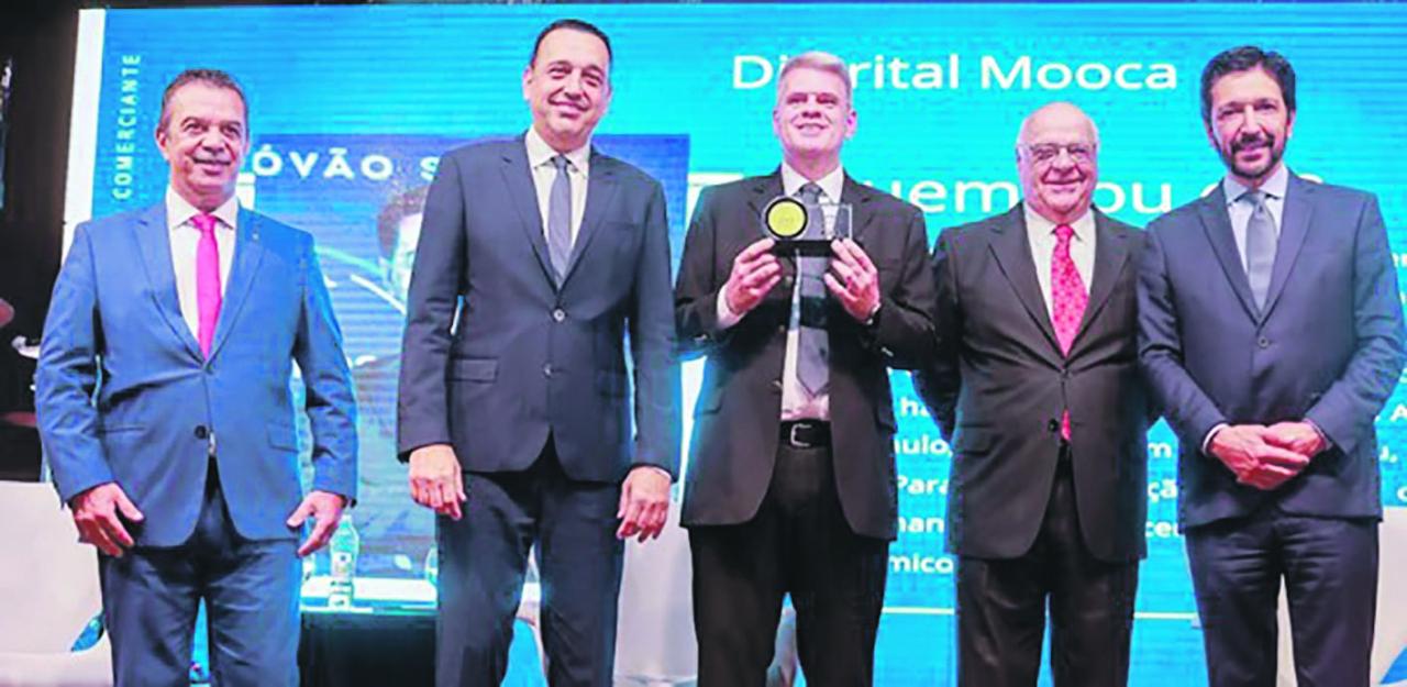 Associação Comercial de São Paulo entrega prêmio ao Grupo São Cristóvão Saúde pelo Dia do Comerciante