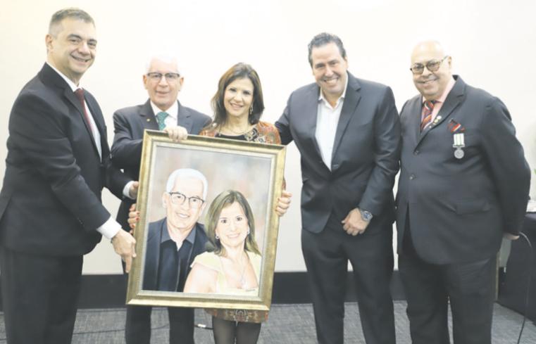 Jornal Semanário da Zona Norte promove jantar no Novotel Center Norte em homenagem ao general de Divisão Ferraz e ao procurador-geral Paulo Sérgio