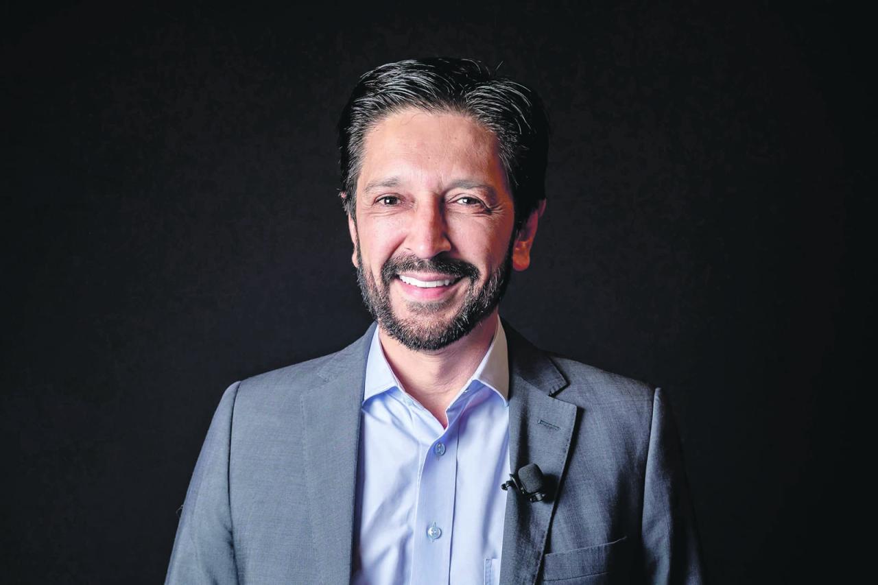 Semanário da Zona Norte parabeniza o prefeito Ricardo Nunes pela reeleição