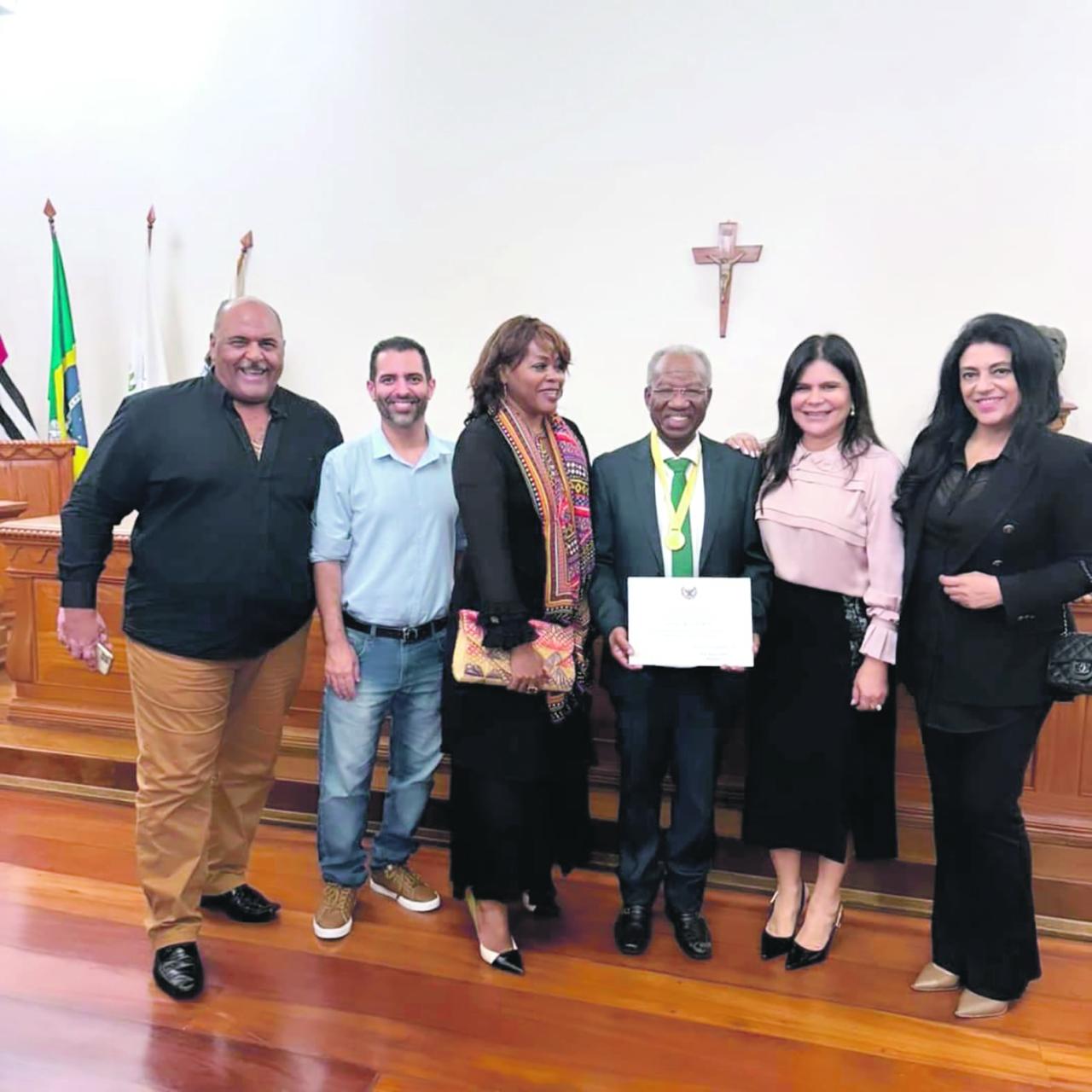 Diretor Regional da Frente Cidadã assume Cadeira na Academia de Letras