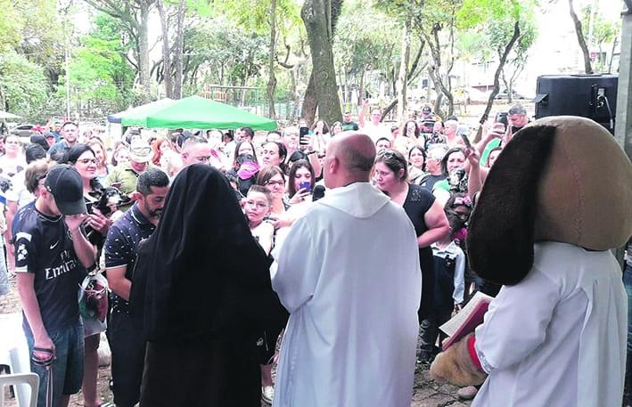 1º DOMINGO FEST NA PRAÇA acontece em outubro