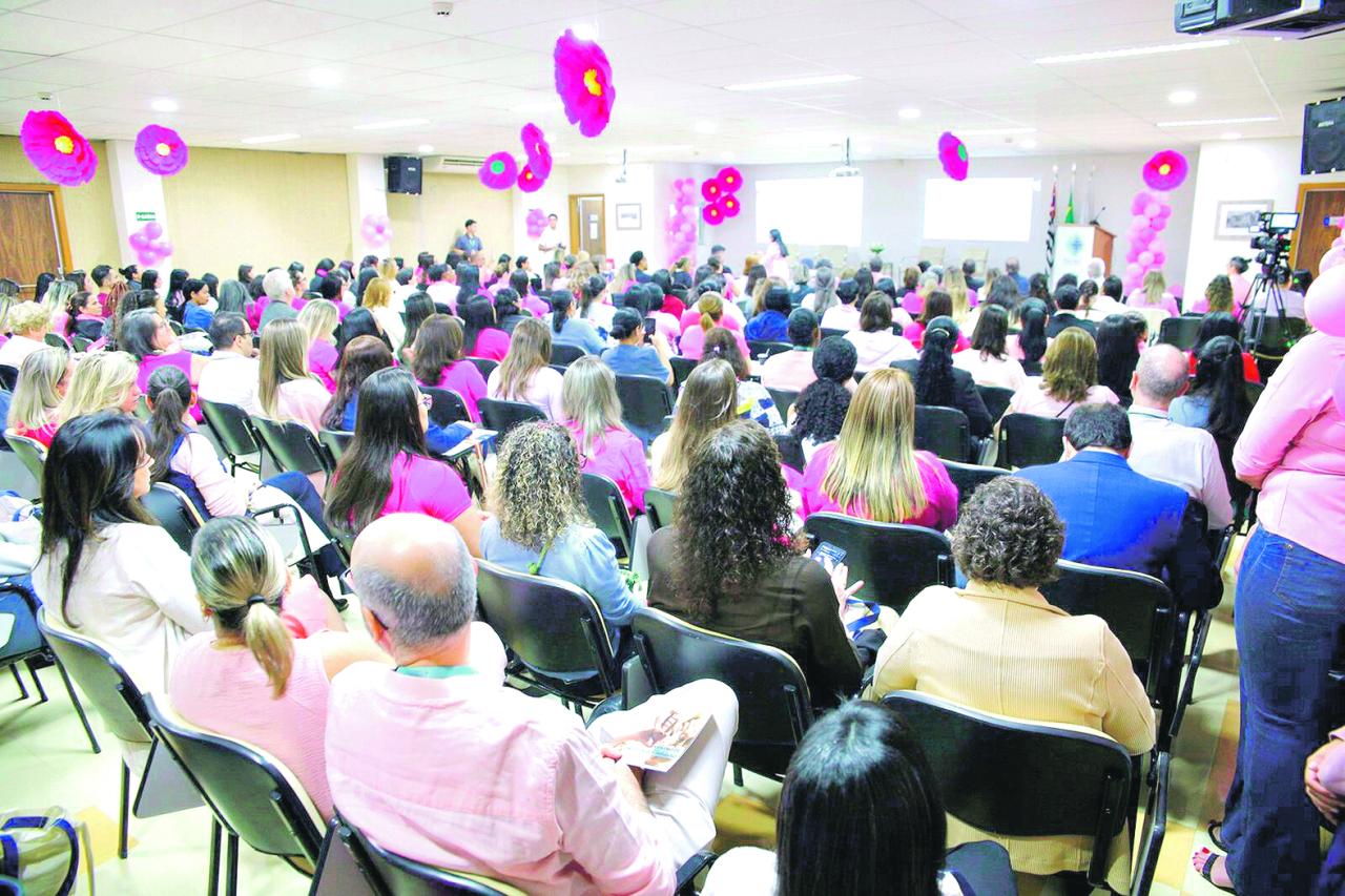Hospital e Maternidade Cruz Azul realiza 1ª edição do Encontro Rosa em celebração ao Outubro Rosa