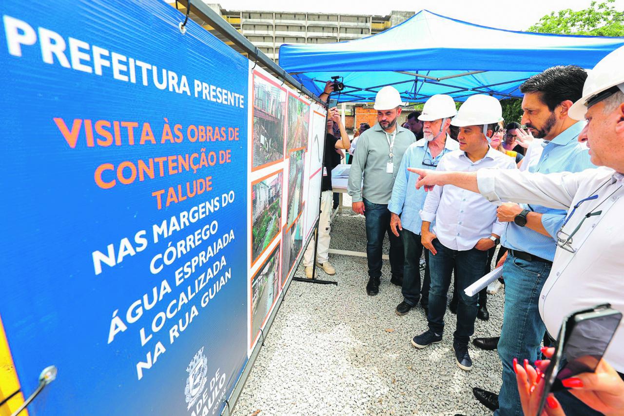 Prefeitura de São Paulo investe 1,6 bilhão em piscinões para reduzir os impactos das chuvas e evitar enchentes
