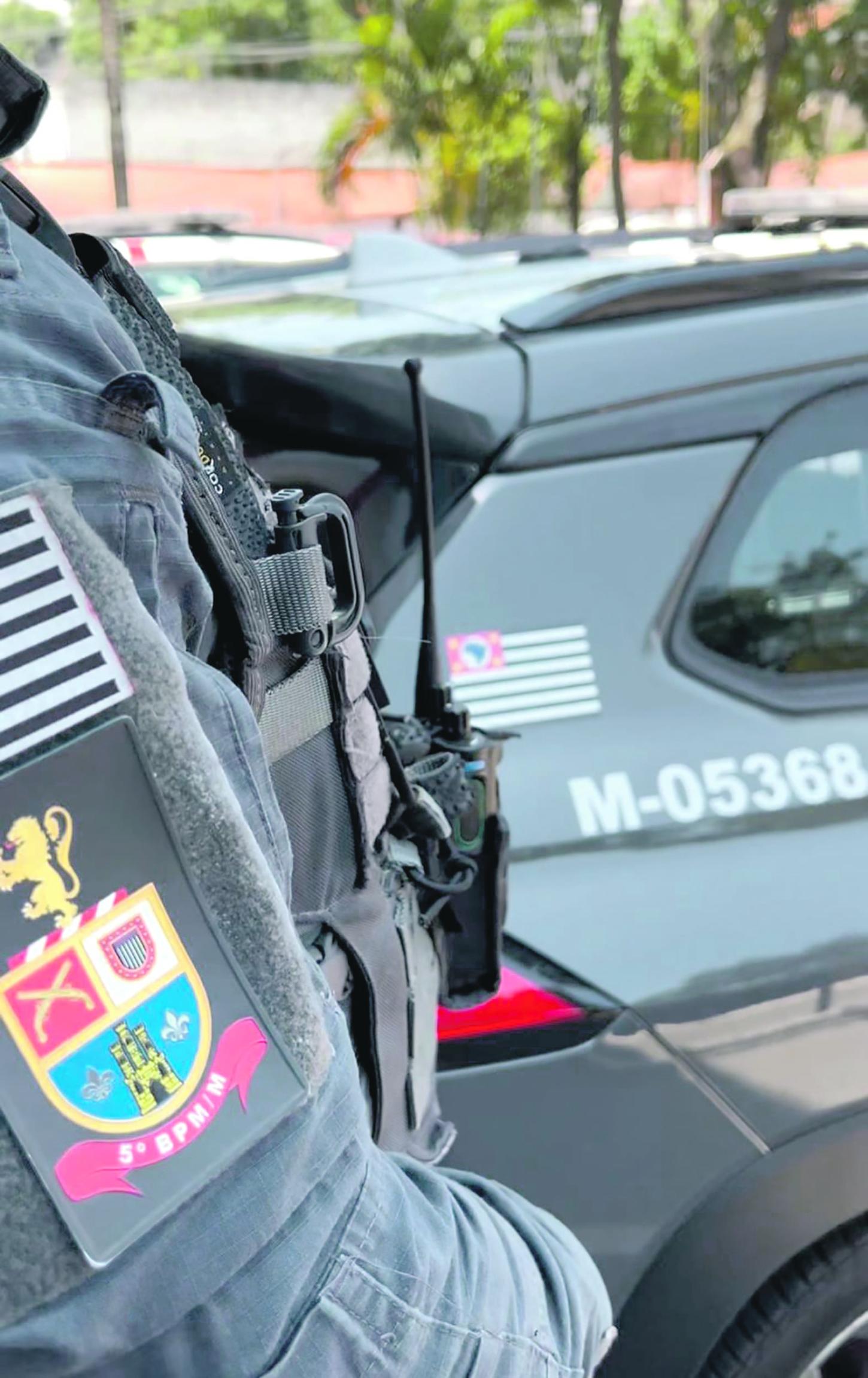 5º BPM/M desarticula ponto de tráfico, estoura “Casa-Bomba” e prende dois criminosos na Vila Ede