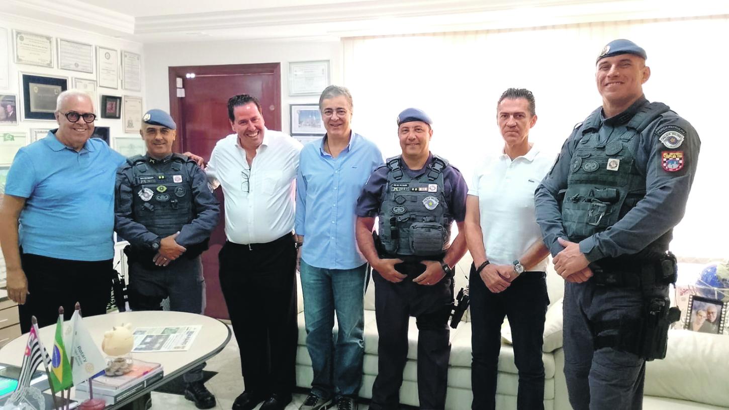 Semanário recebe a visita do novo comandante do 5º Batalhão tenente-coronel PM Dilson 