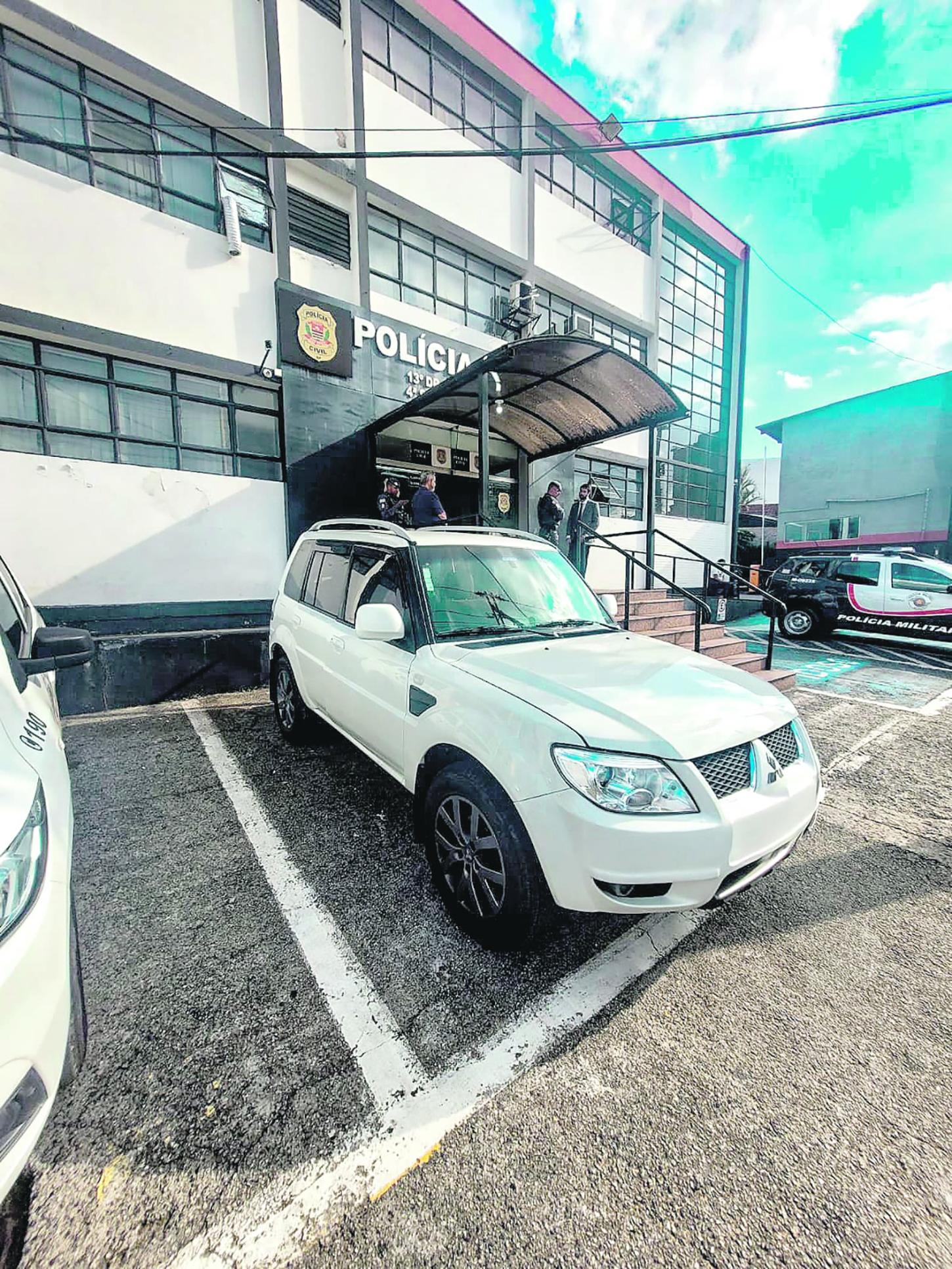 PM prende trio reincidente por série de furtos na Vila Bandeirantes