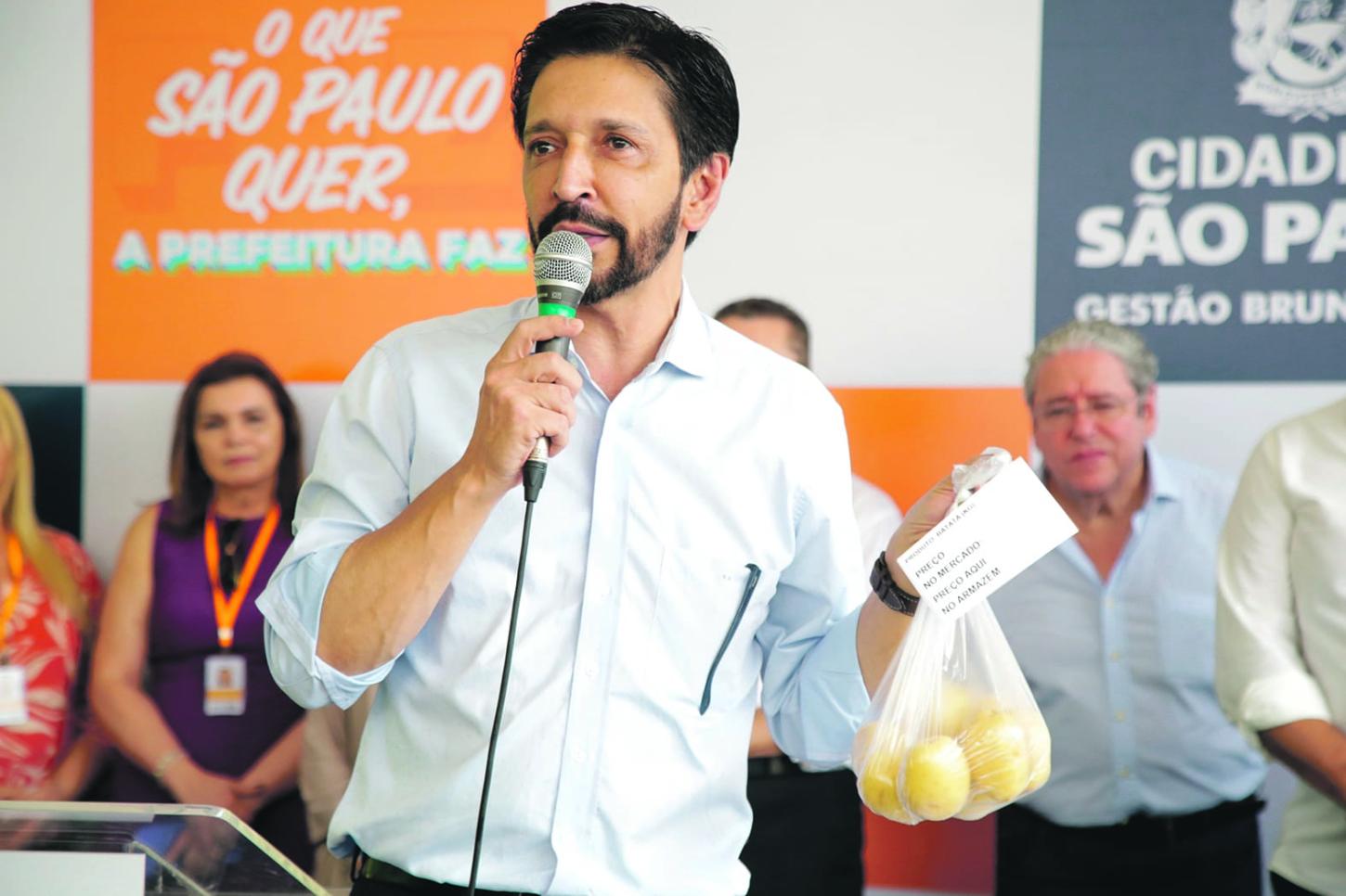 Armazéns solidários: gestão do prefeito Ricardo Nunes atingue quase um 1 milhão de atendimentos e 12 milhões de itens em um ano